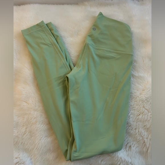 Lululemon High-Rise Align Leggings Size 6 - Picture 1 of 2